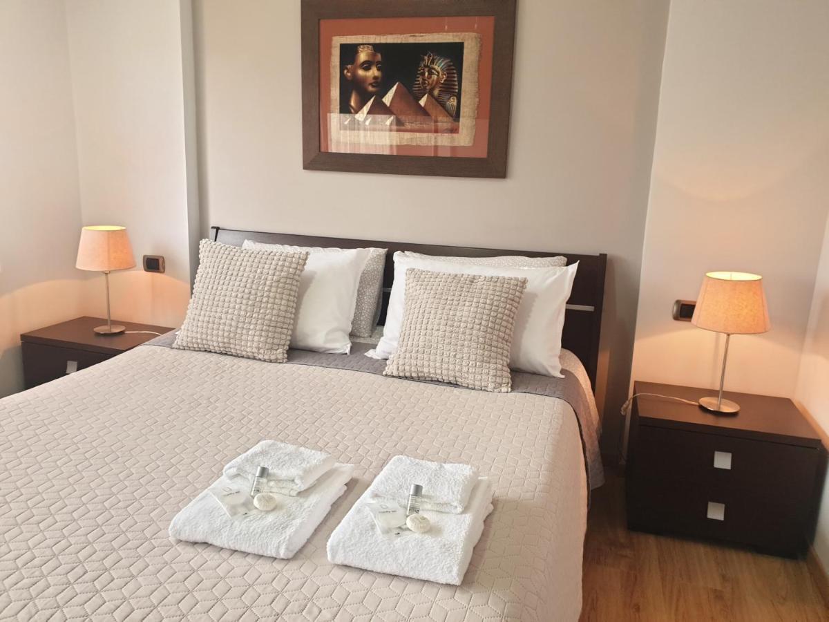 Modern Apartament Фегераш Екстер'єр фото