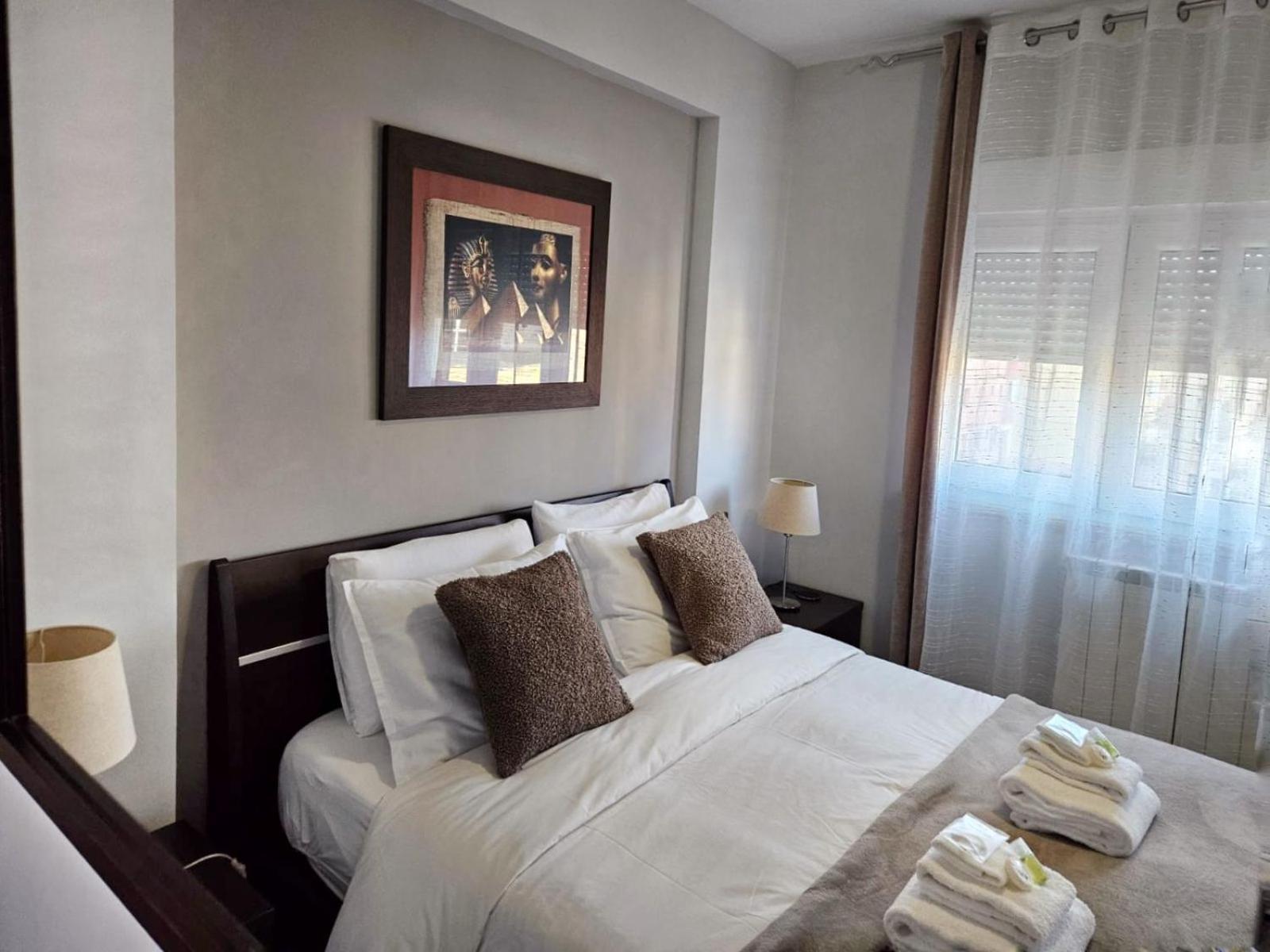 Modern Apartament Фегераш Екстер'єр фото